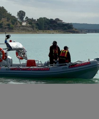 Adana'da Seyhan Baraj Gölü'nde kaybolan genci arama çalışmaları devam ediyor