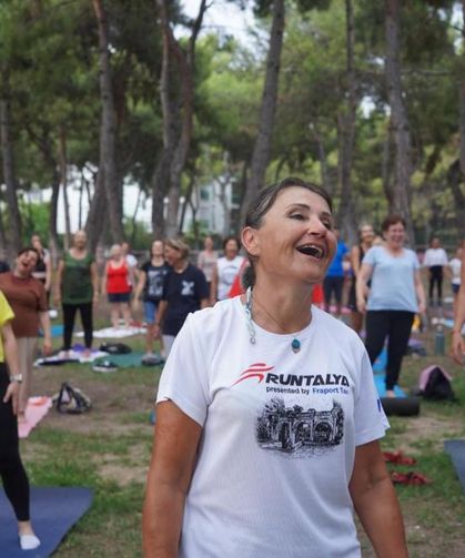 Konyaaltı’nda Müzik ve Yoga Buluştu