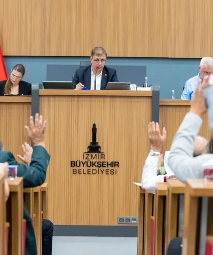 Başkan Tugay: Yangının yaralarını birlikte saracağız