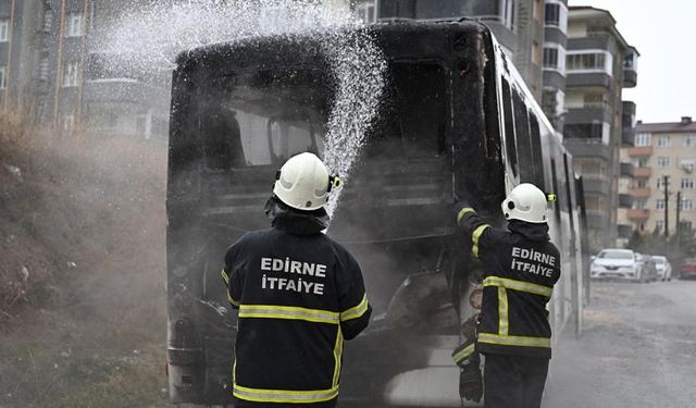Siirt'te ev yangını: 4 kişi hastanelik oldu