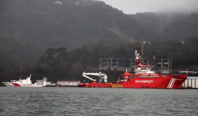 Zonguldak'ta batan geminin kayıp 7 personeli 22 gündür aranıyor