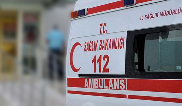 Kütahya'da servis aracı toprak yığınına çarptı: 14 öğrenci yaralandı