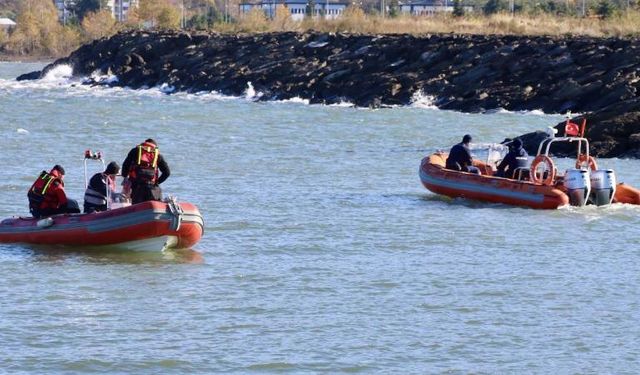Trabzon'da denizde kaybolan 2 öğrencinin cansız bedenine ulaşıldı