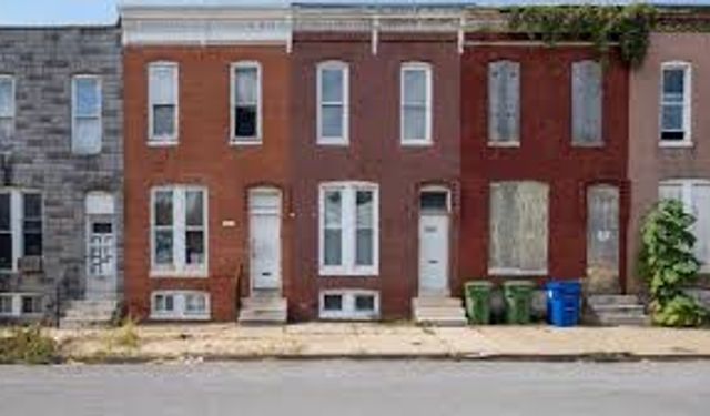 Amerika Birleşik Devletleri'nde bulunan Baltimore şehrinde terk edilmiş evler 1 dolara mı satılacak?