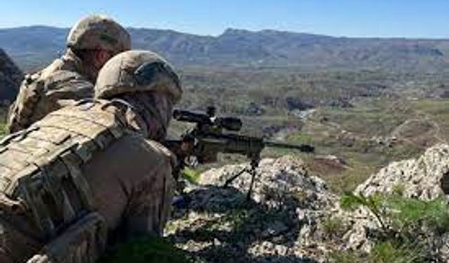 Pençe-Kilit bölgesinde 1 asker şehit oldu, 4 asker yaralandı