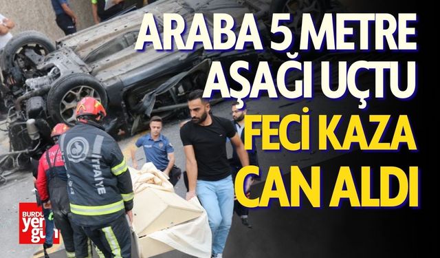 Feci Kaza Can Aldı: Araba 5 Metre Uçtu