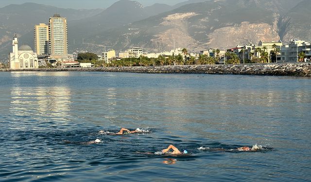 4. İskenderun Körfezi Açık Deniz Yüzme Maratonu sona erdi