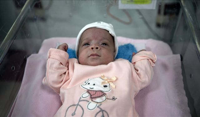 Mucize bebek Eylül Cemre, doktorların "prematüre okulu"nda