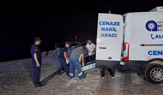 Antalya'da falezlerden düşen kişi yaşamını yitirdi