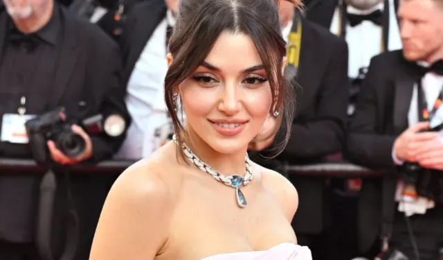 Hande Erçel Cannes’da Büyüledi, Hakan Sabancı Nerede?