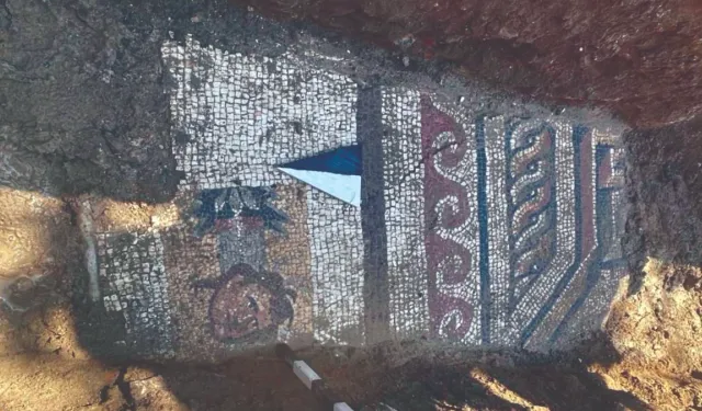 Altyapı çalışmasında 1500 yıllık mozaik bulundu