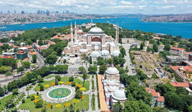 Ayasofya Camii, 5 yıl önce ibadete açıldı