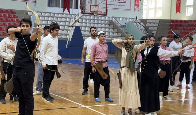 Hatay'da okçuluk turnuvası düzenlendi