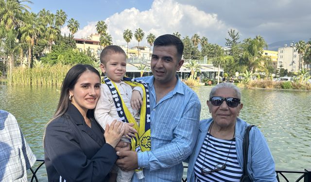 Hatay'da kanseri yenen 3 yaşındaki Tamer Talha için gökyüzüne balonlar bırakıldı