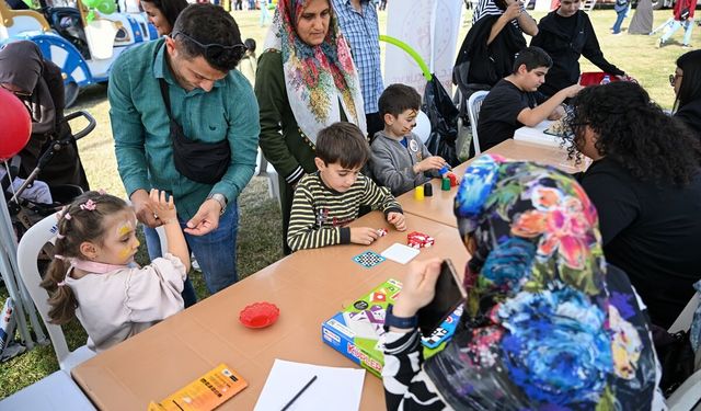 Adana'da 'Bağımsız Aile Festivali' düzenlendi