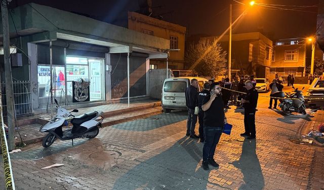 Adana'da berberde çıkan silahlı kavgada 7 kişi yaralandı