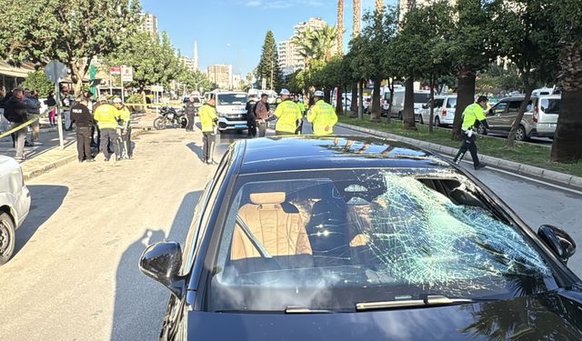 GÜNCELLEME - Adana'da otomobilin çarptığı bisikletli çocuk hayatını kaybetti