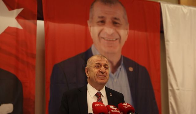 Zafer Partisi Genel Başkanı Özdağ, Antalya'da basın toplantısı düzenledi