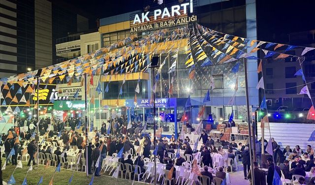 Antalya'da 'Vefa Sahuru' programı düzenlendi