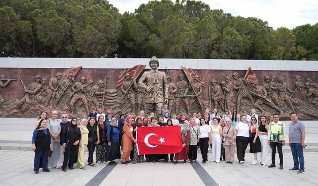 Denizli Büyükşehirden kırsaldaki kadınlara anlamlı Çanakkale yolculuğu