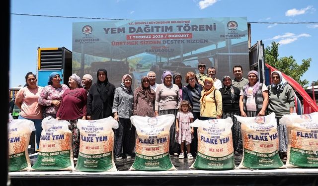Denizli'de 19 ilçede 32 bin çuval yem yetiştiriciyle buluştu