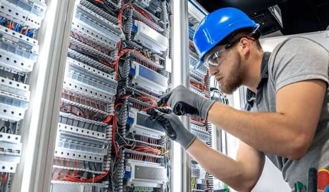 TMO TEFENNİ YUVALAK KÖYÜNDE BULUNAN TAŞINMAZDA MUHTELİF ELEKTRİK İŞLERİNİN YAPILMASI