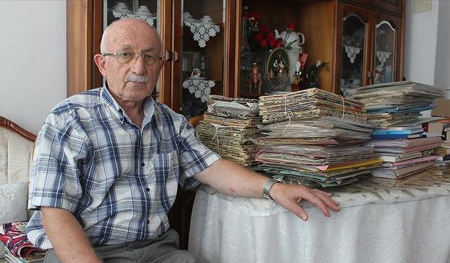 Babasından kalan 'gazete arşivleme alışkanlığını' 64 yıldır sürdürüyor