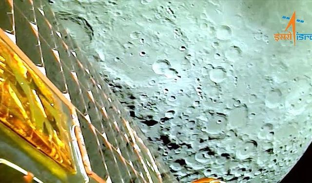 Hindistan'ın Chandrayaan-3 uzay aracı Ay'ın yeni fotoğraflarını paylaştı