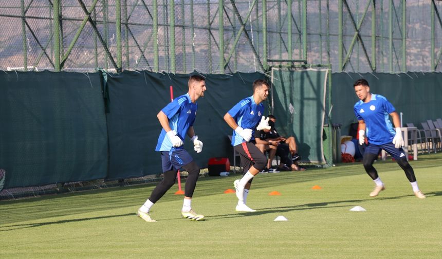 Antalyaspor, Burdur kampındaki ilk antrenmanını yaptı