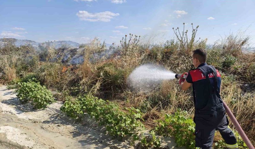 Burdur'da arazi yangınında 20 dekarlık alan kül oldu