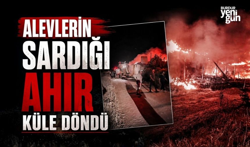 Alevlerin Sardığı Ahır Küle Döndü